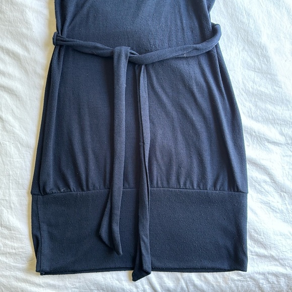 DELlIRIOUS LOS ANGELES Navy Blue Sweater Dress Cowl Neck Belted - Picture 2 of 6